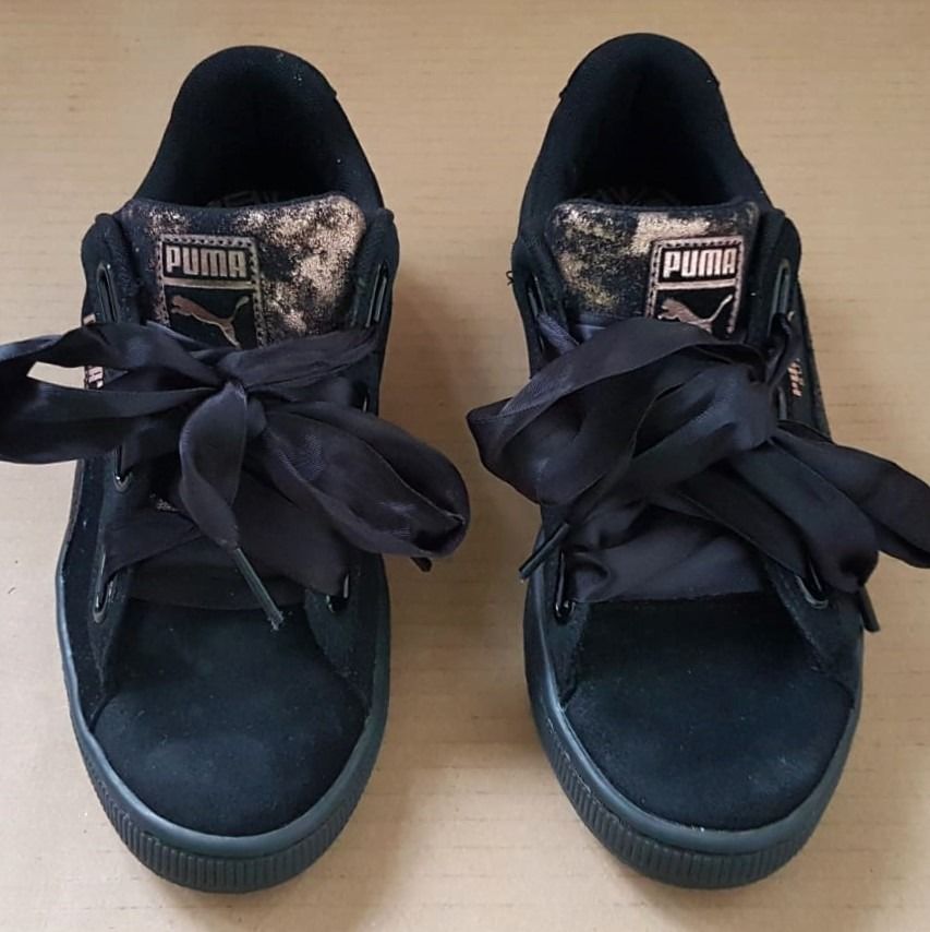 Premium Puma Suede Heart Artica Sneakers US 7.5 UK 5 EUR 38 Original PUMA Designer Footwear Ribbon shoelaces Lightweight Black Work Shoes