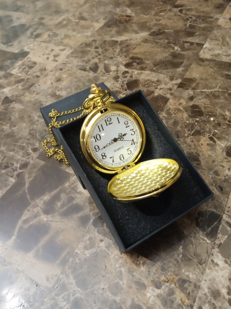 Pocket watch cell phone online