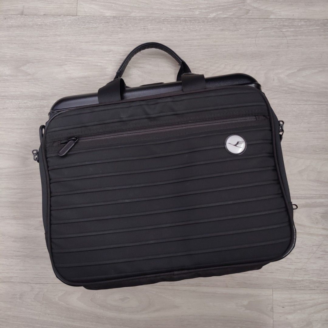 Bogner Lufthansa FIRST CLASS CLUTCH amenity travel bag Cosmetic 9'' X 5” |  eBay