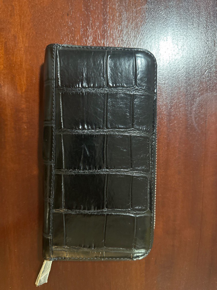River on sale crocodile wallet