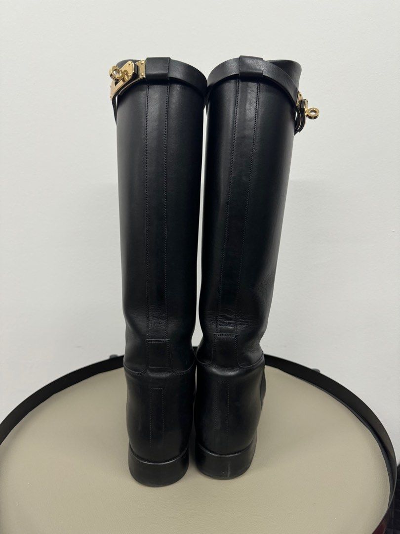 4000 boots clearance