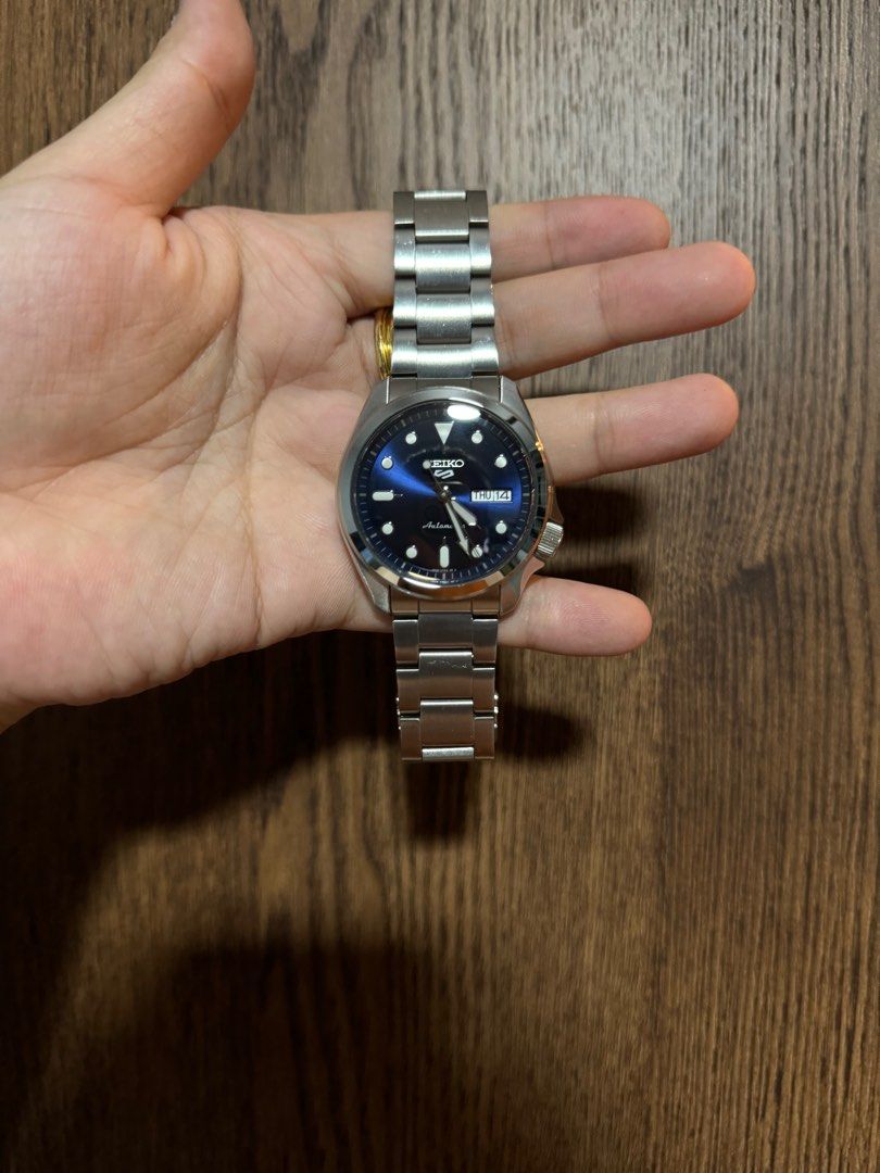 seiko 5 sapphire crystal