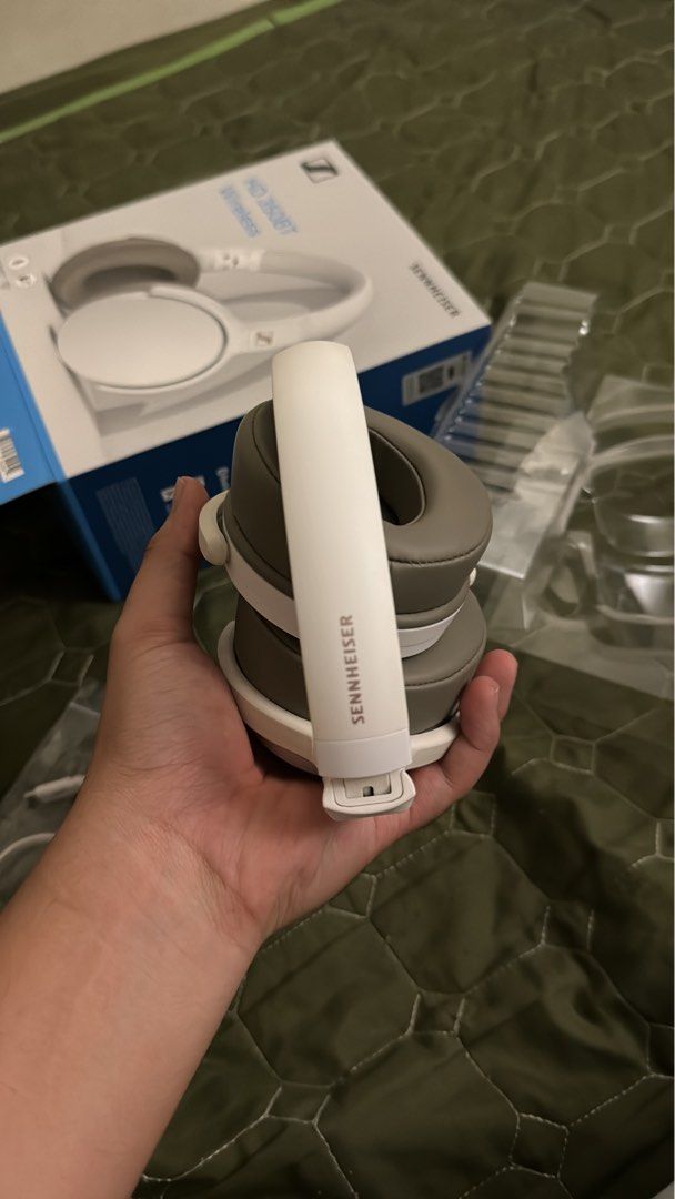 Sennheiser HD 350BT Audio Headphones Headsets on Carousell