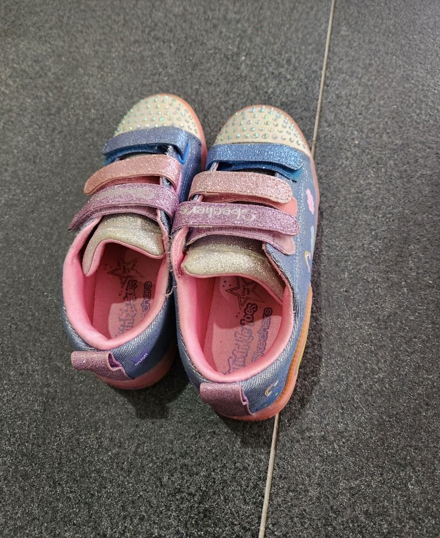Girls skechers size 1 new arrivals