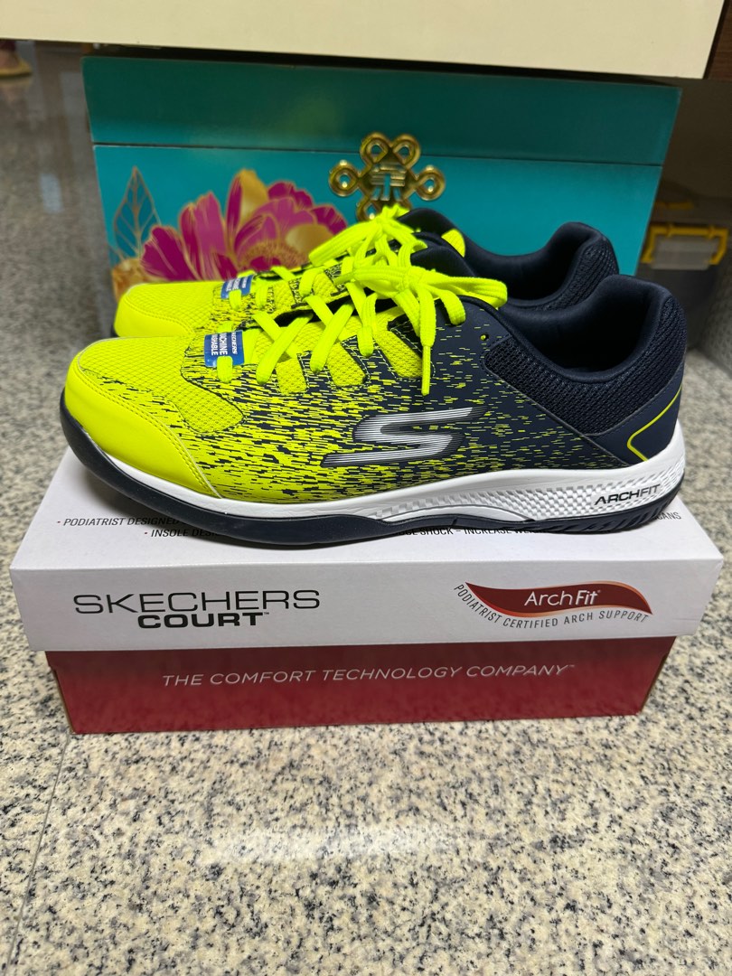 Mens green skechers top
