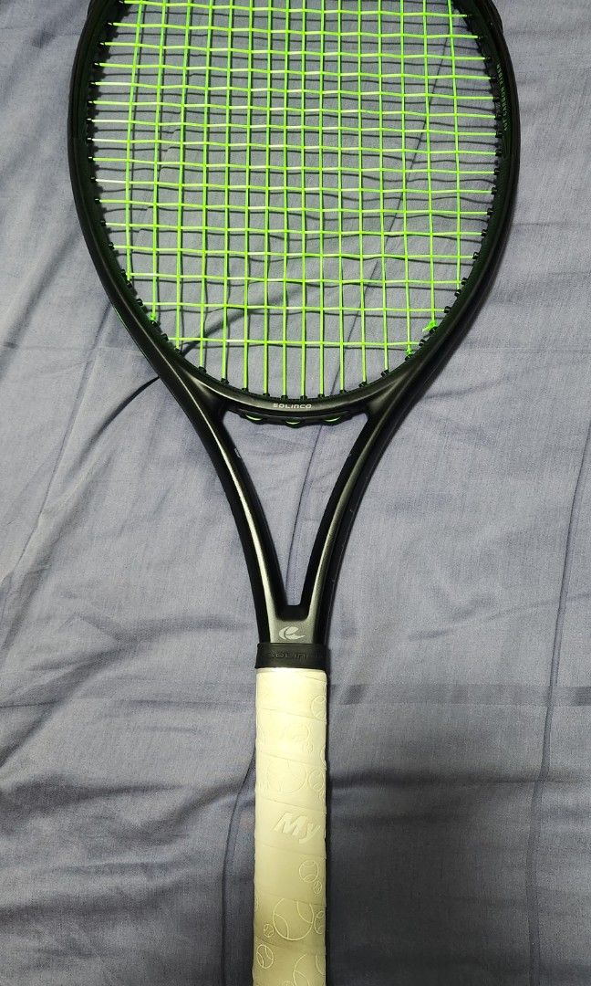 Solinco Blackout, Sports Equipment, Sports & Games, Racket & Ball Sports on  Carousell