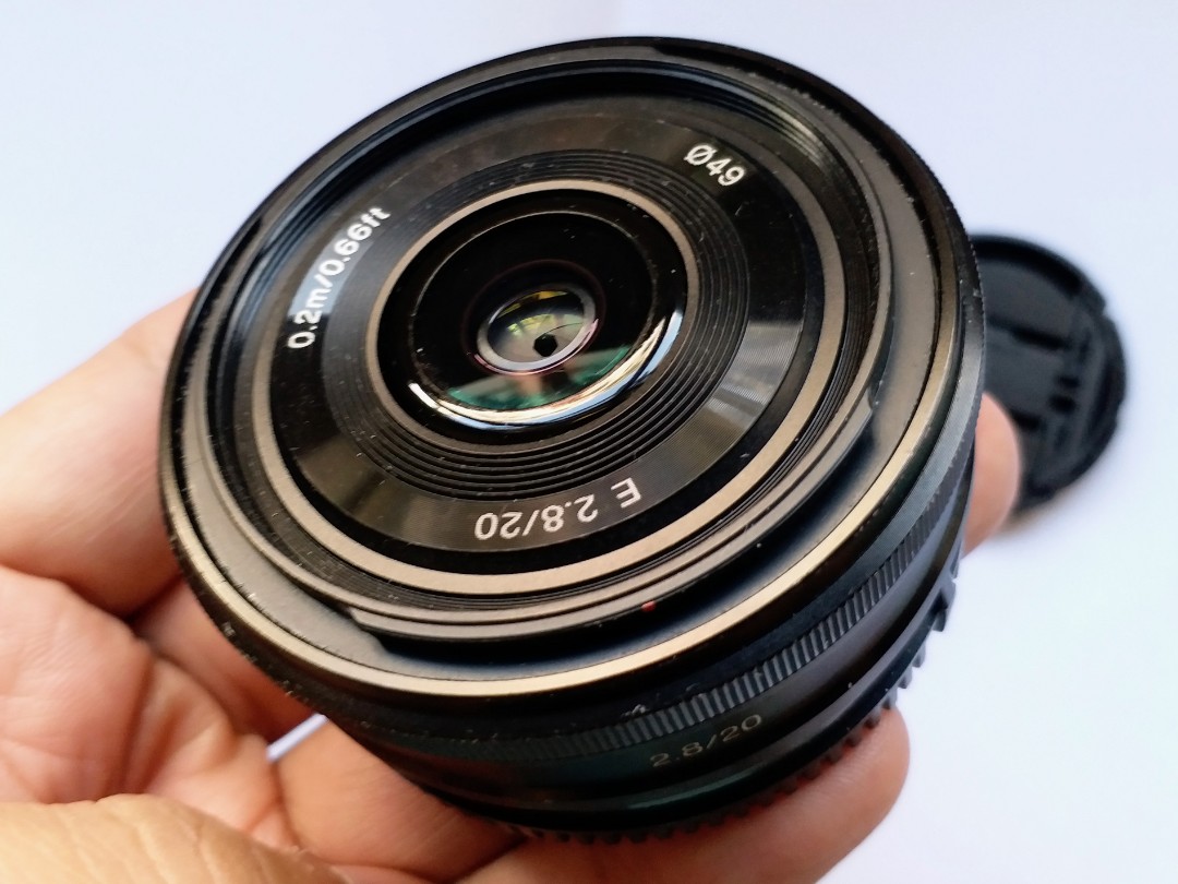 Sony E 20mm f2.8 SEL20F28, 攝影器材, 鏡頭及裝備- Carousell