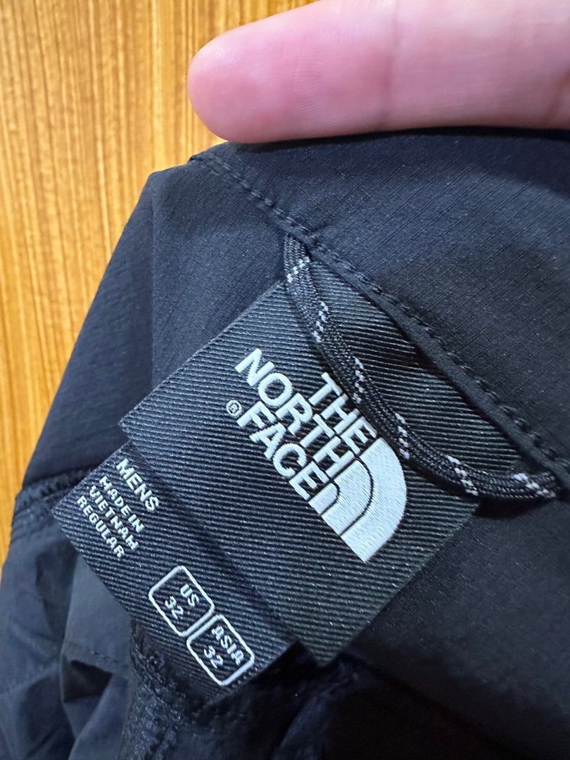 The North Face Shorts, Men's Fashion, Bottoms, Shorts on Carousell