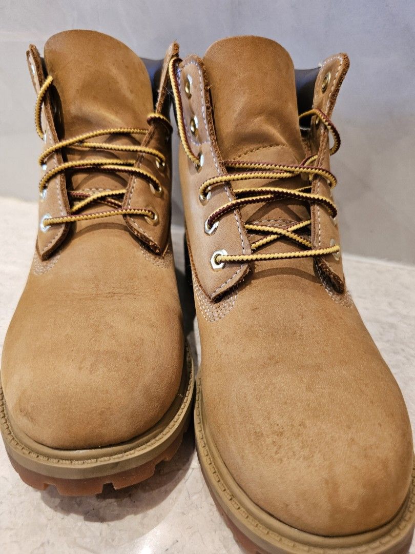 Tween online timberland boots