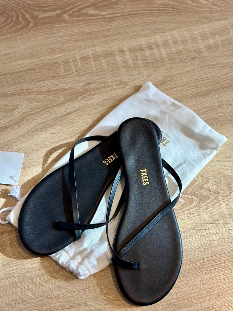 Tkees toe on sale ring sandals