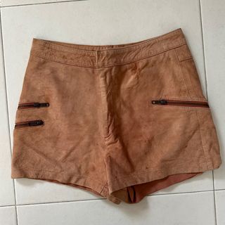(Category: ) located in . Submitted by gluttonsells (Listing ID 1274171124, Image 1). Description: .