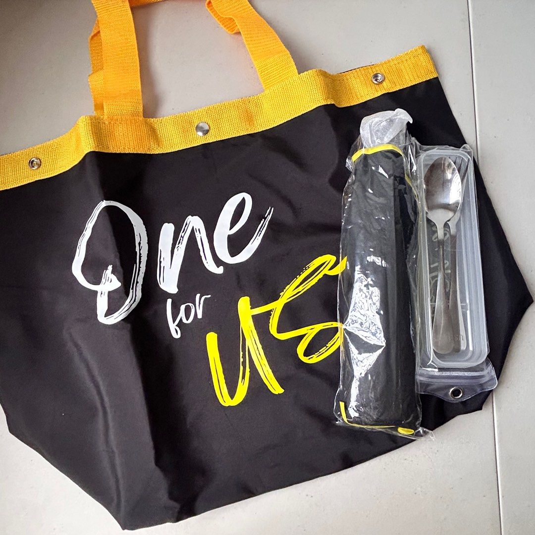 UST Freshie Kit with Umbrella, Tote Bag, and Utensils set Merch