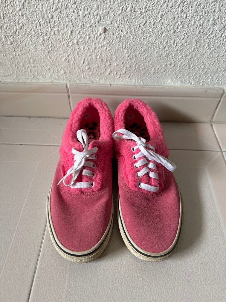 Pink vans sale with fur