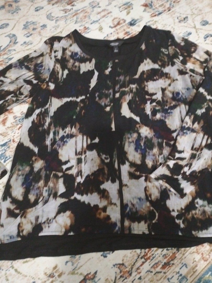 Vera wang best sale long sleeve tops