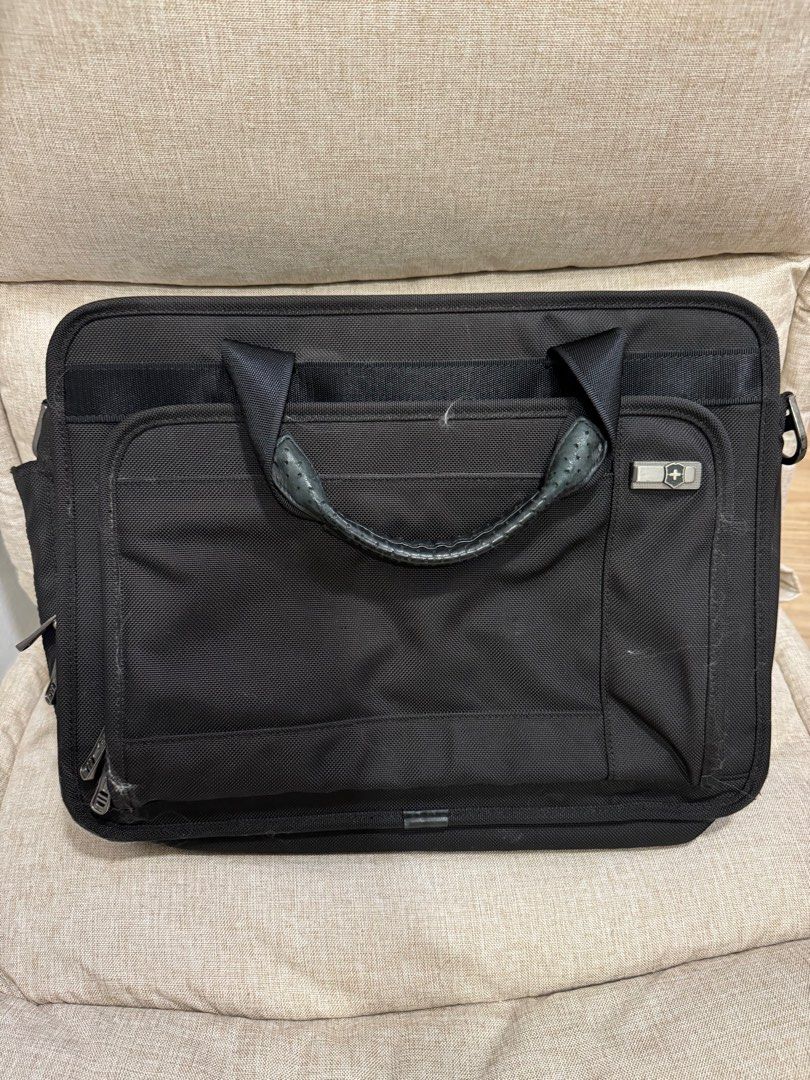 Victorinox travel bag laptop bag suitcase
