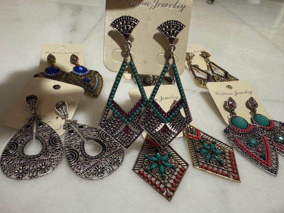 New vintage jewelry online