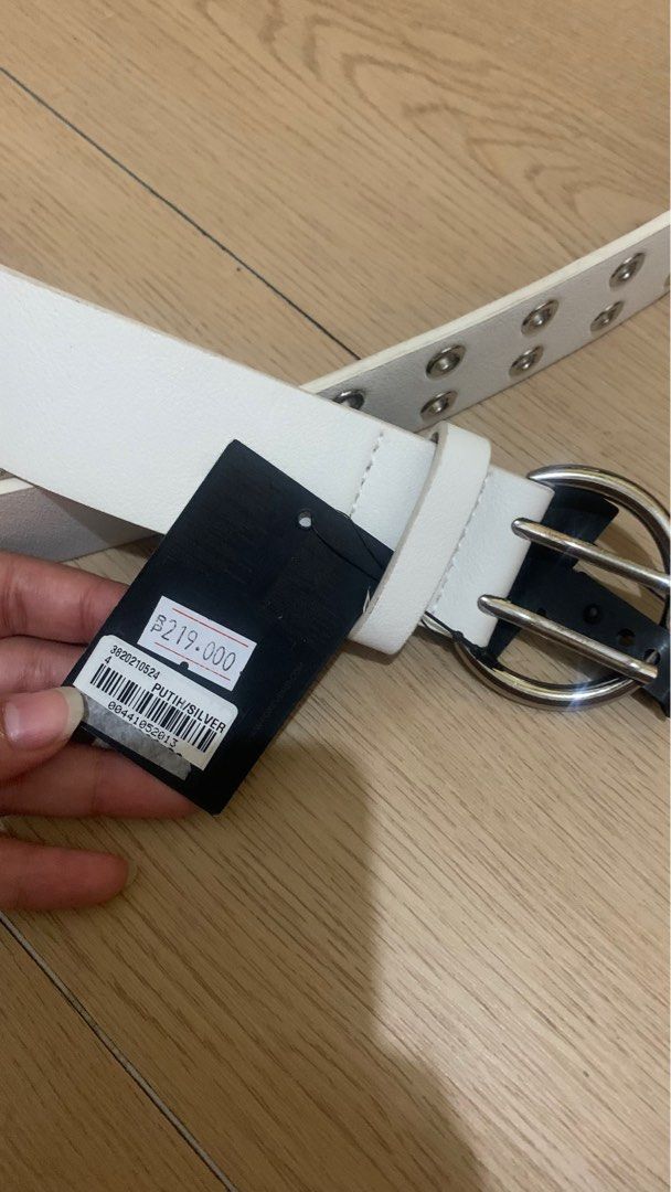 White belt forever store 21