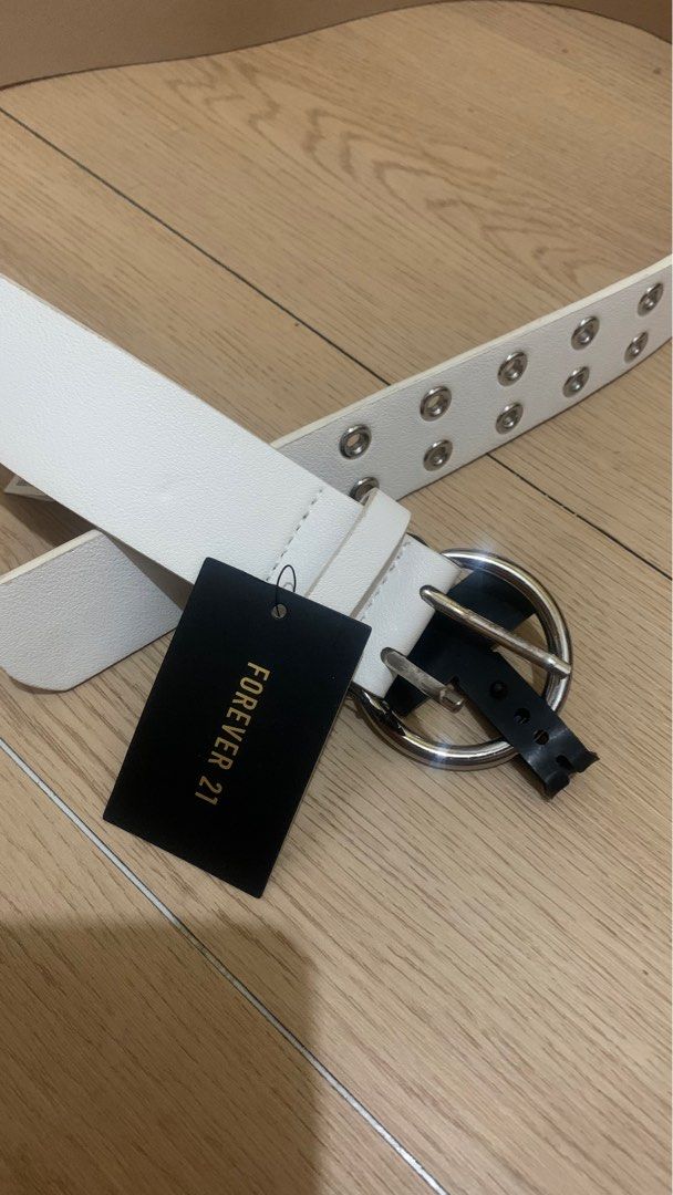 White belt clearance forever 21