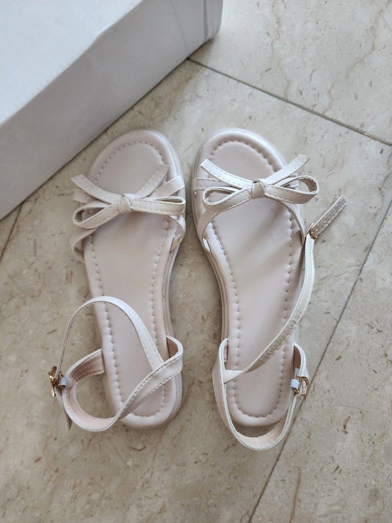 White sandals size 11 online