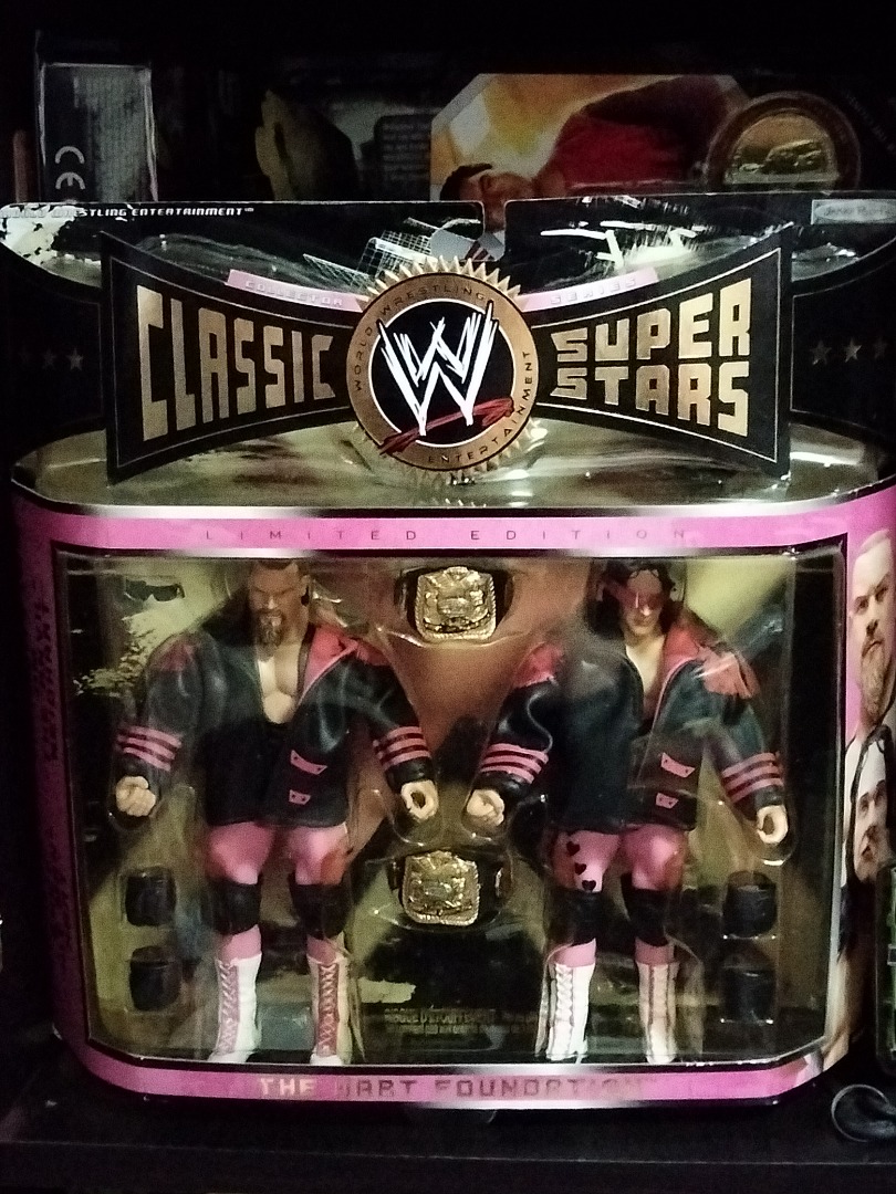 Arcade Classics WWE Counter Series Game With 8" Liquid