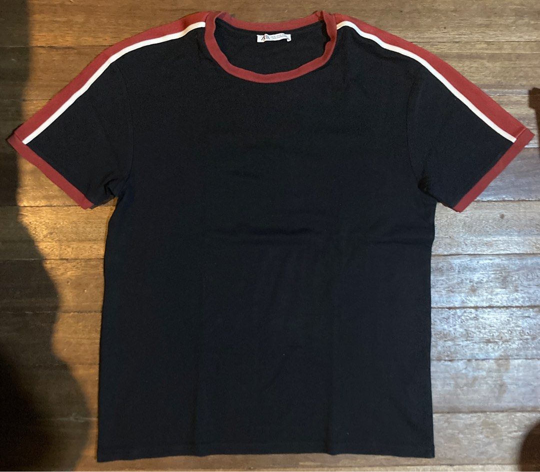 ZARA Cotton T-Shirt (Category: Tshirts & Polo Shirts ) located in Quezon City. Submitted by 496tayag (Listing ID 1274265053, Image 1). Description: brand new and in mint condition. .