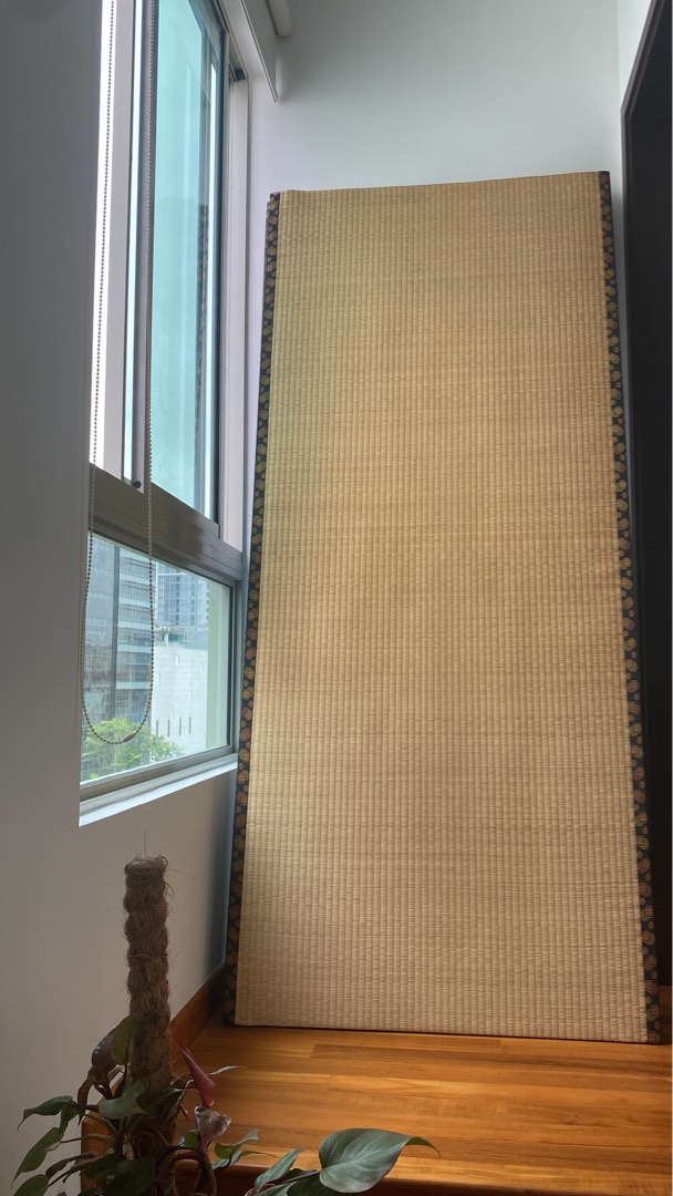 2 tatamis and bed frame, Furniture & Home Living, Furniture, Bed Frames