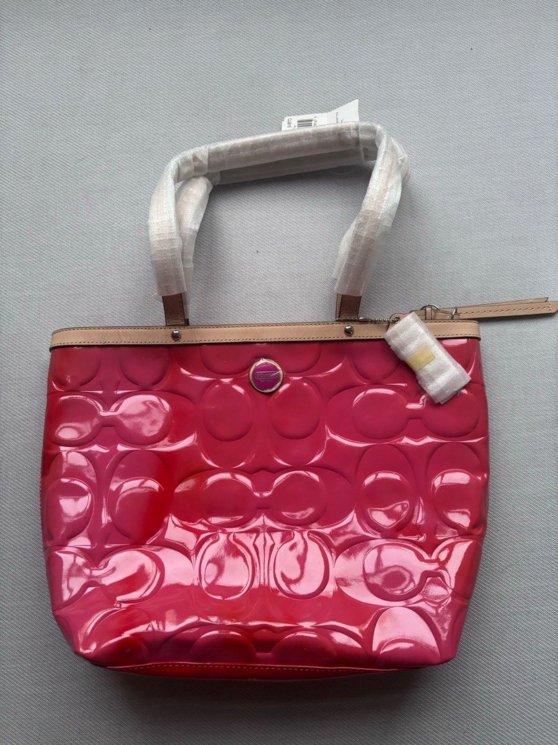 Coach pink ombre purse outlet