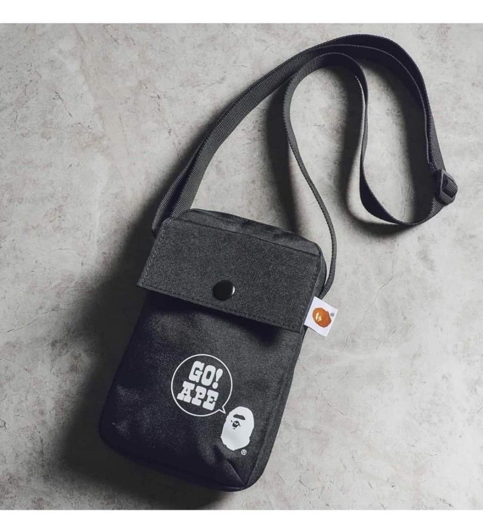 Bathing ape sling 2025 bag