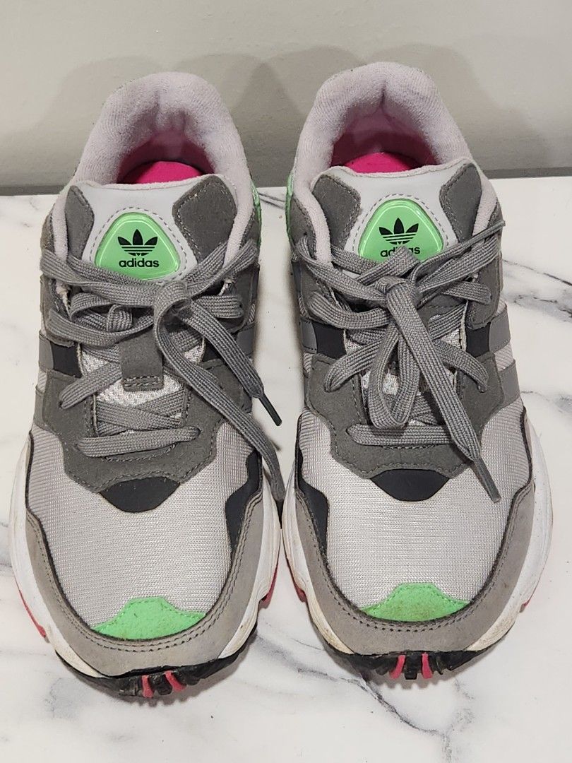 Adidas originals yung 96 size top