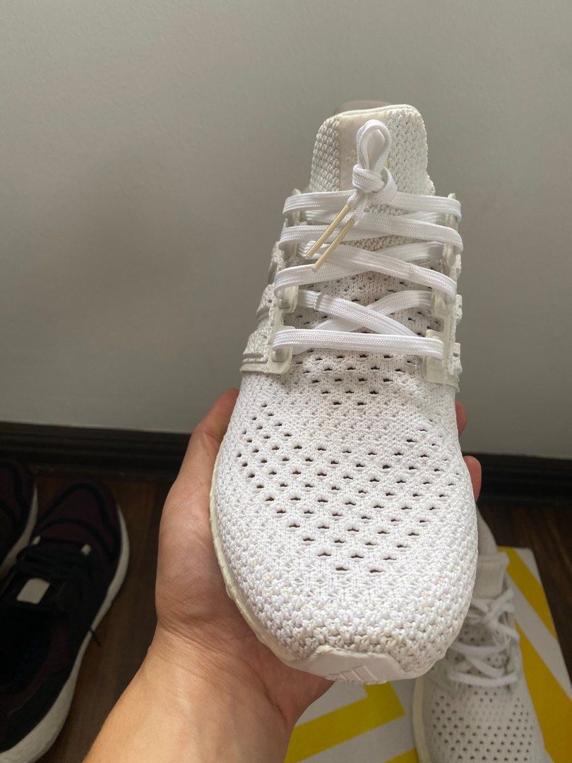 Adidas ultra boost 2025 clima triple white