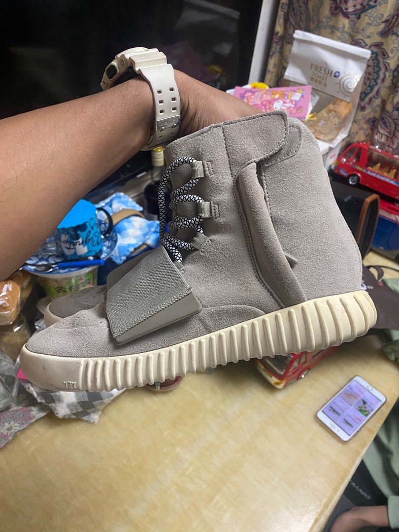 Yeezy boost 750 og top