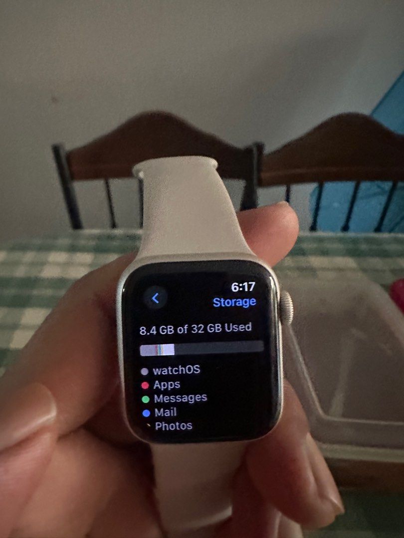 Apple watch store se gb storage