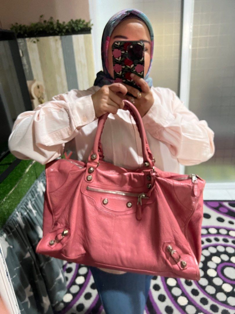 Balenciaga work hotsell
