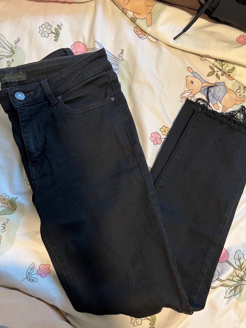 UNIQLO Ultra Stretch Jeans (Mid-Rise)