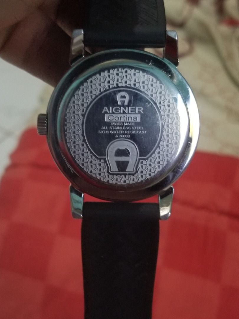 Aigner cortina hotsell a26000 price