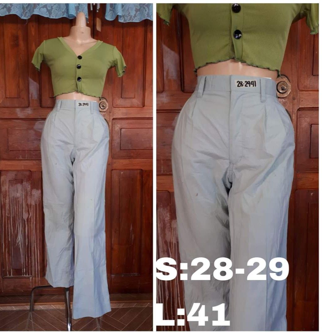 BLUISH GRAY TROUSER (Category: Jeans) located in Balaoan. Submitted by rubyang_13 (Listing ID 1274524753, Image 1). Description: Has minimal stains but still in good condition.