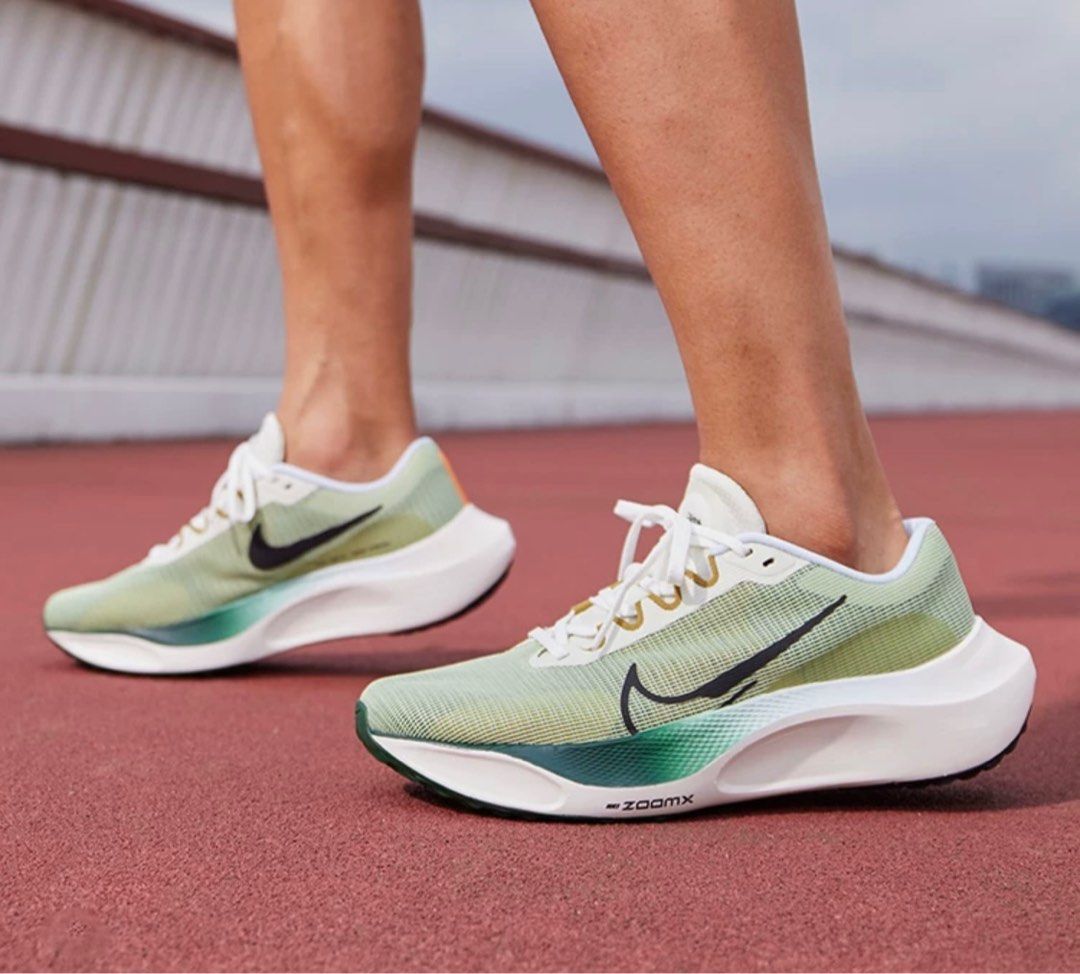 Zoom fly gravity on sale