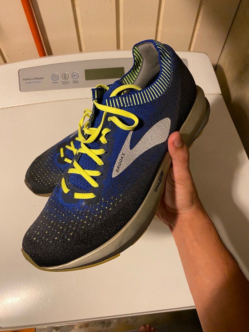 Tenis brooks levitate 2 hot sale