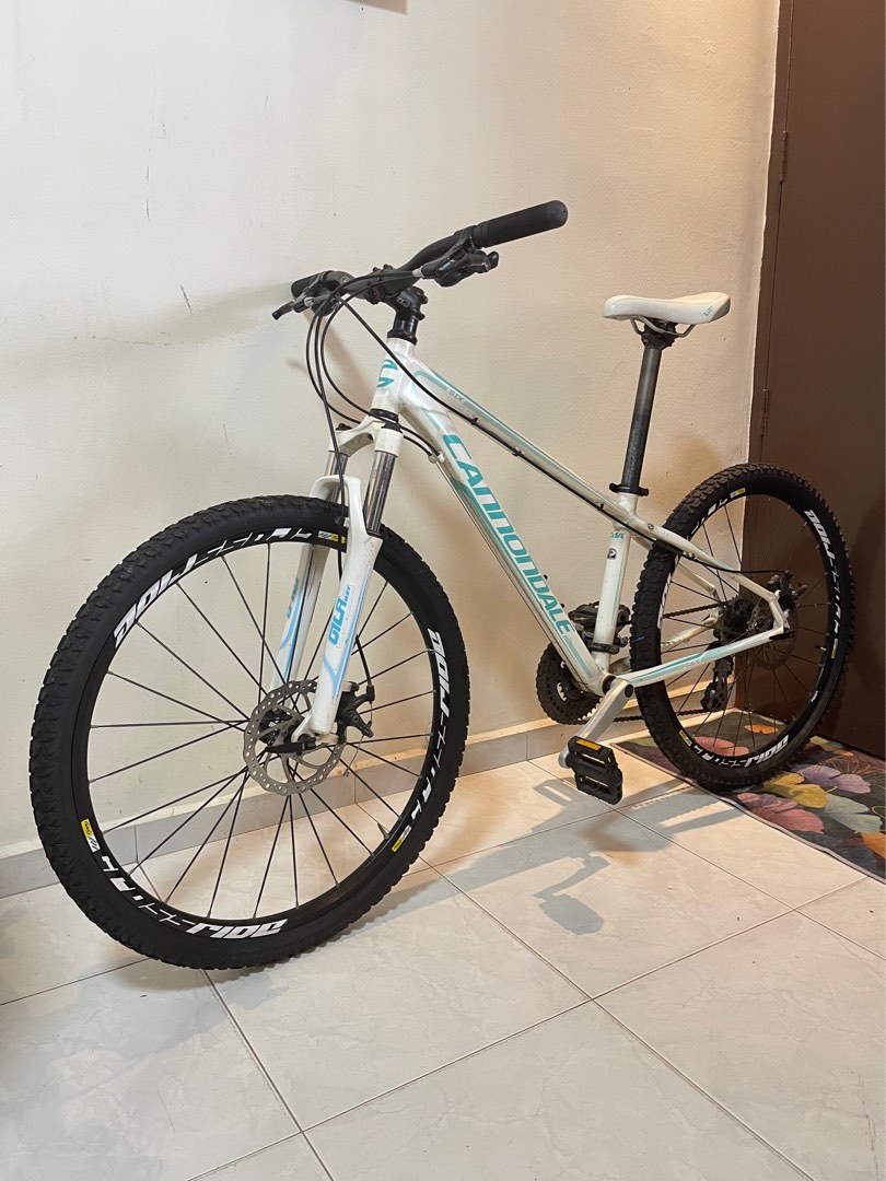 Cannondale 18 hot sale inch bike