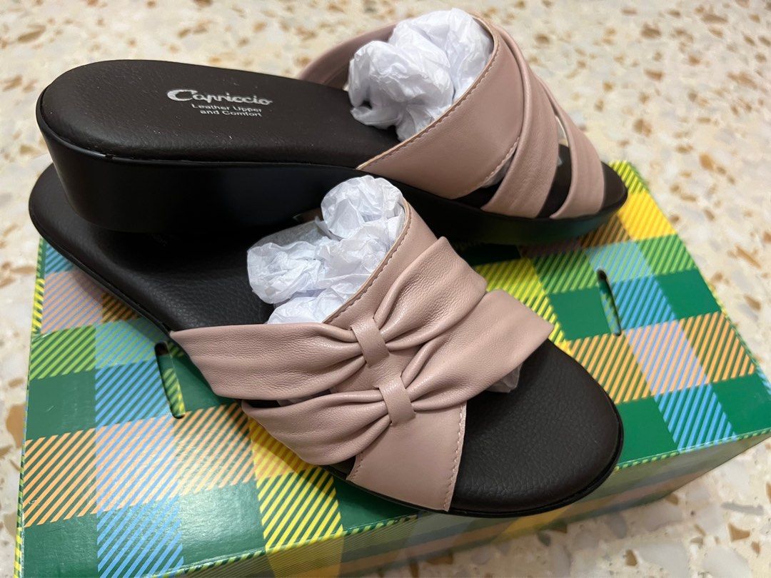 Comfort sandals 2025 on sale