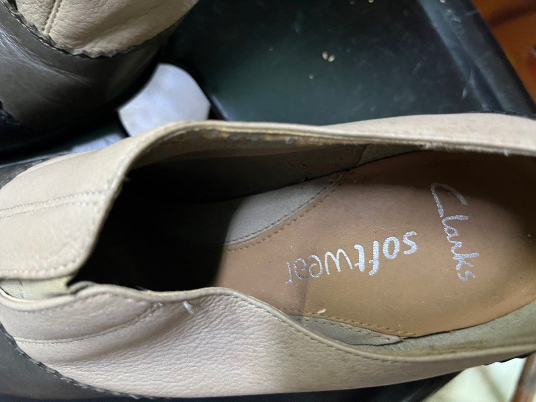 Clarks best sale boots 219