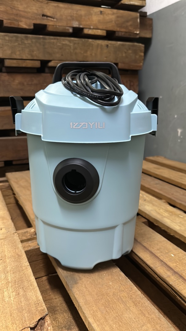 Commercial high power aircon servicing wet dry 1200w Vaccum cleaner hepa filter castor wheels