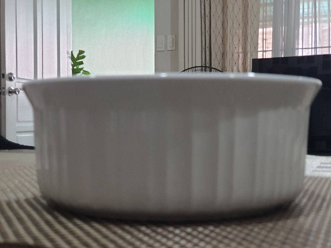 Corningware French white (Category: Other Kitchenware & Tableware) located in Quezon City. Submitted by jenserr (Listing ID 1274410229, Image 2). Description: 1.4L - 2pcs -500pesos each 2.3L - 1pc - 700pesos each Can be sold separately Location: Lightforce Congressional.