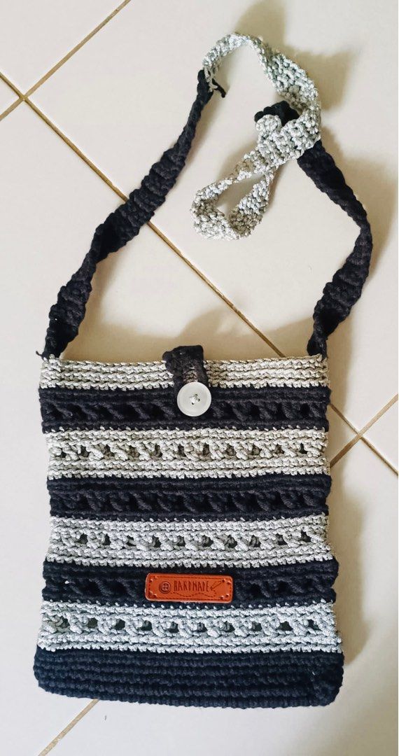 White crochet crossbody bag sales