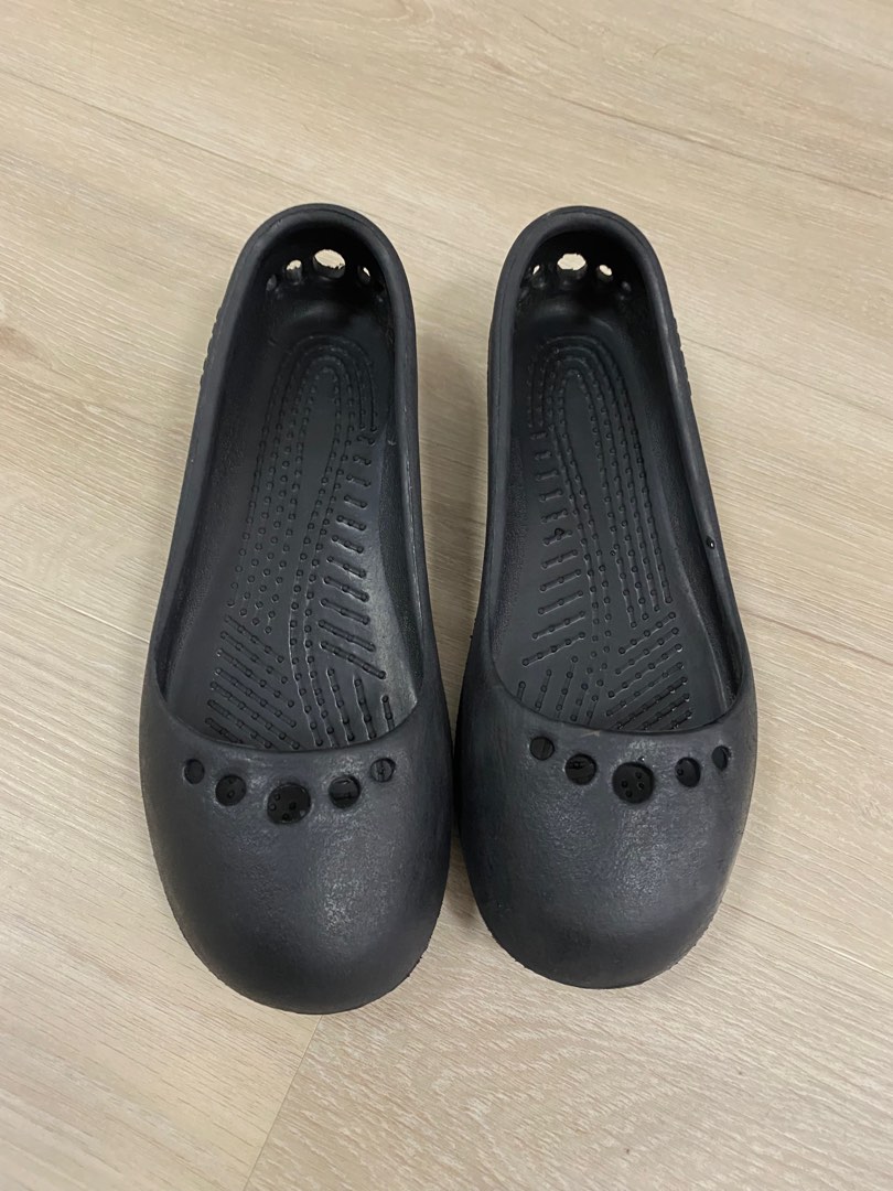 Crocs Ballet Flats Women s Fashion Footwear Flats on Carousell