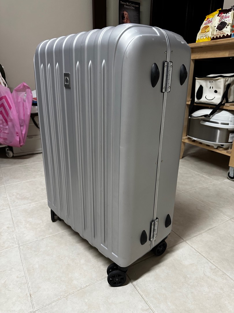 Delsey vavin new arrivals hard case