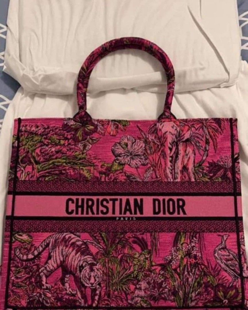 Dior book tote bag medium size (Category: Luxury Bags & Wallets) located in Manila. Submitted by Le_Luxe (Listing ID 1274532585, Image 1). Description: Dior book tote bag medium size bnew w copy of receipt from europe on hand.
