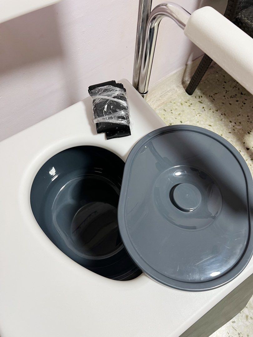 DNR Stainless Steel Deluxe Commode, Health & Nutrition, Assistive ...