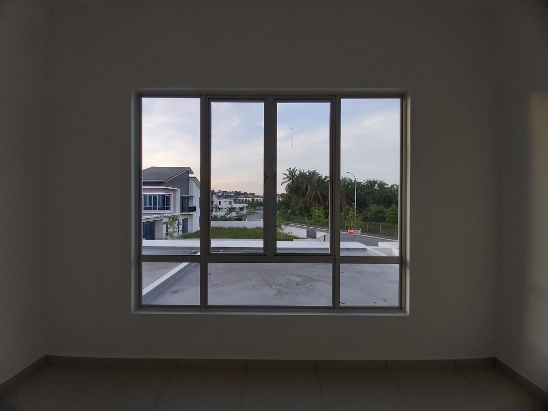 Double Storey Terrace Tiara Sendayan, Prescint 3, Davina, Property