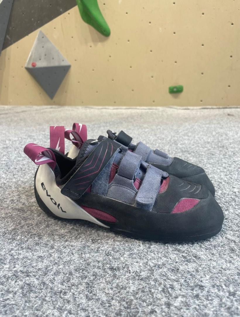 Evolv Shaman LV Sports Equipment Other Sports Equipment and